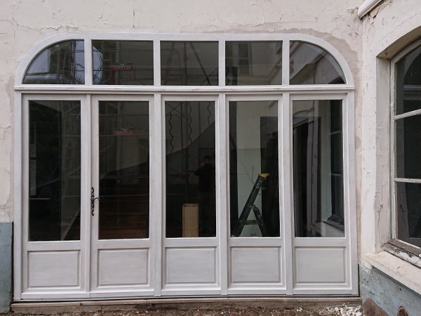 Porte fenêtre 2 vantaux